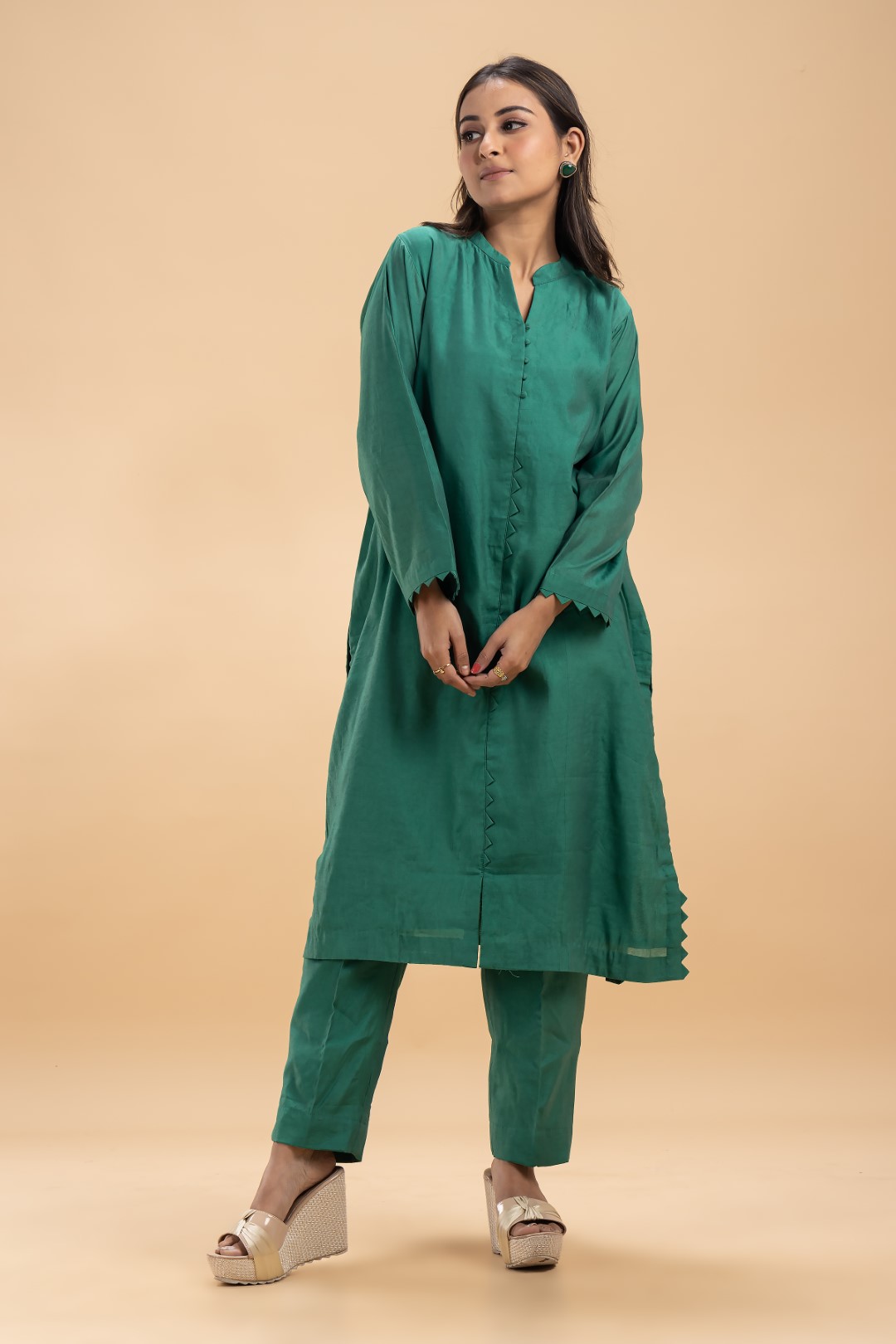 Elegant Green Chanderi Silk Co-ord Set with Detailed Neckline and Full Sleeves